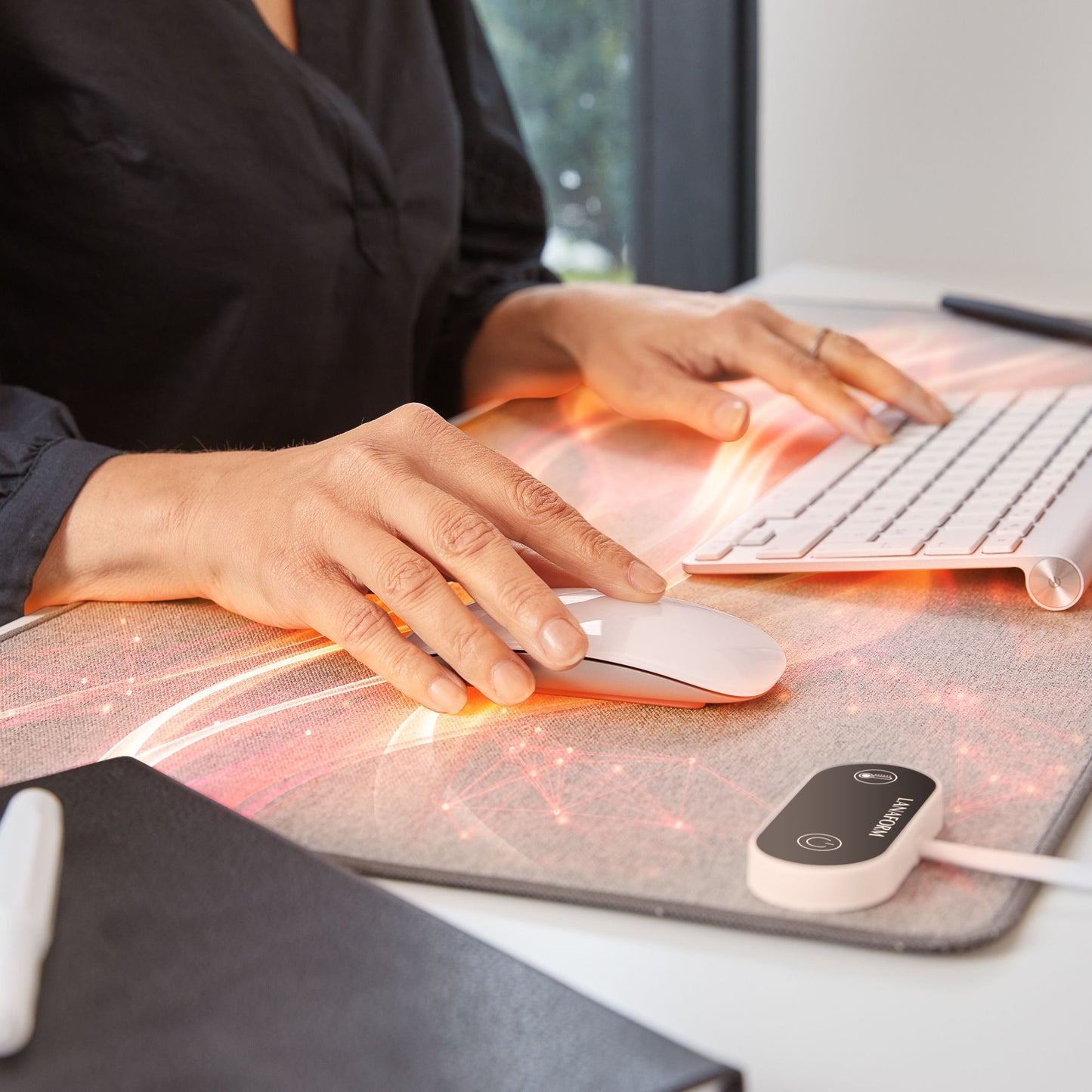 Lanaform Heating Desk Pad – Elektrisk musmatta & värmematta för händer och skrivbord – värme från Lanaform