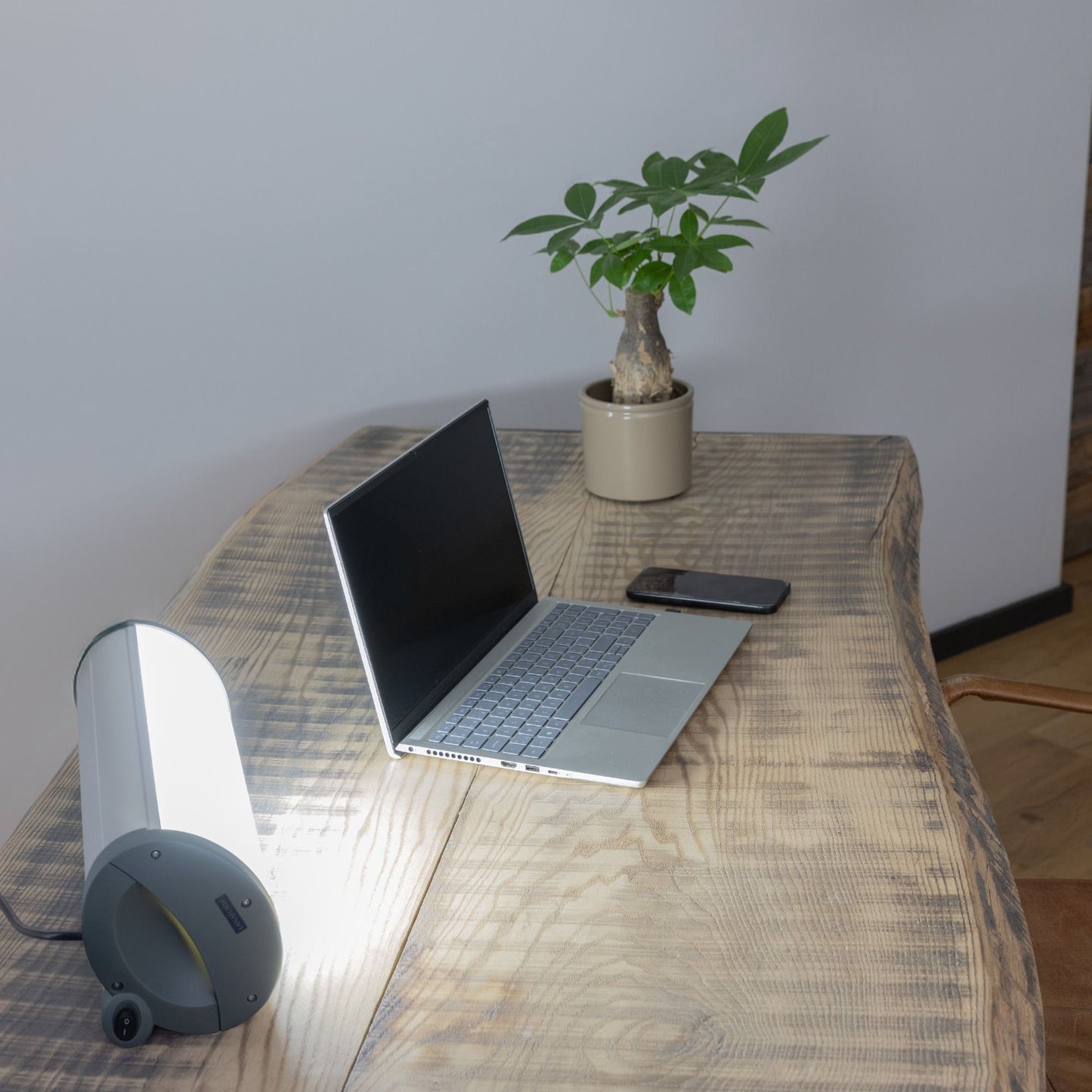 Lanaform Luminescence – Ljusterapilampa med wake-up-funktion & 10 000 lux – bild 2