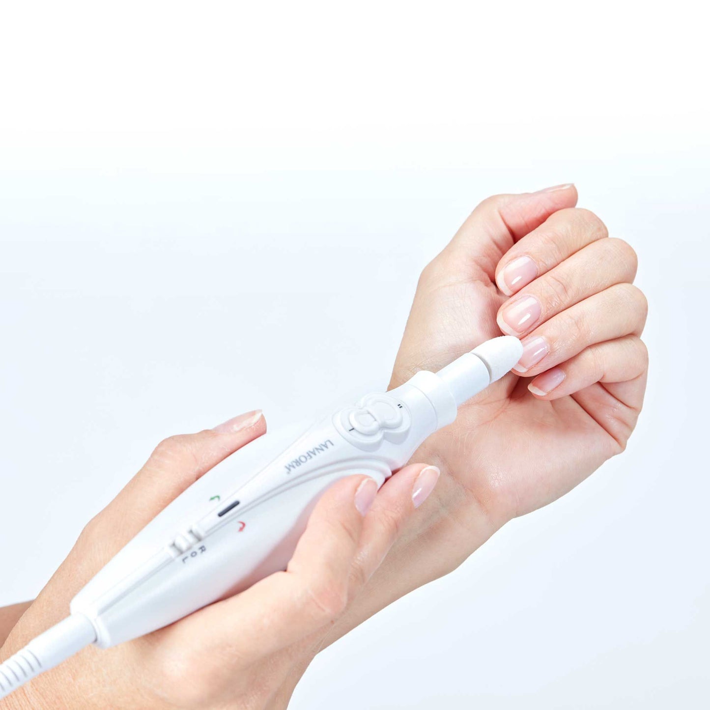 Lanaform Perfect Nail – Elektriskt manikyr- och pedikyrset med 7 tillbehör – bild 2